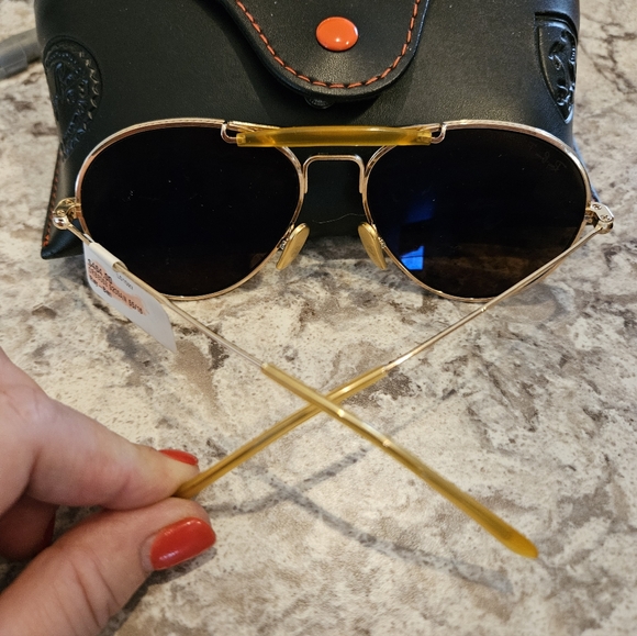 Ray-Ban Chromance Gold Tone Aviators NWT - Picture 5 of 5
